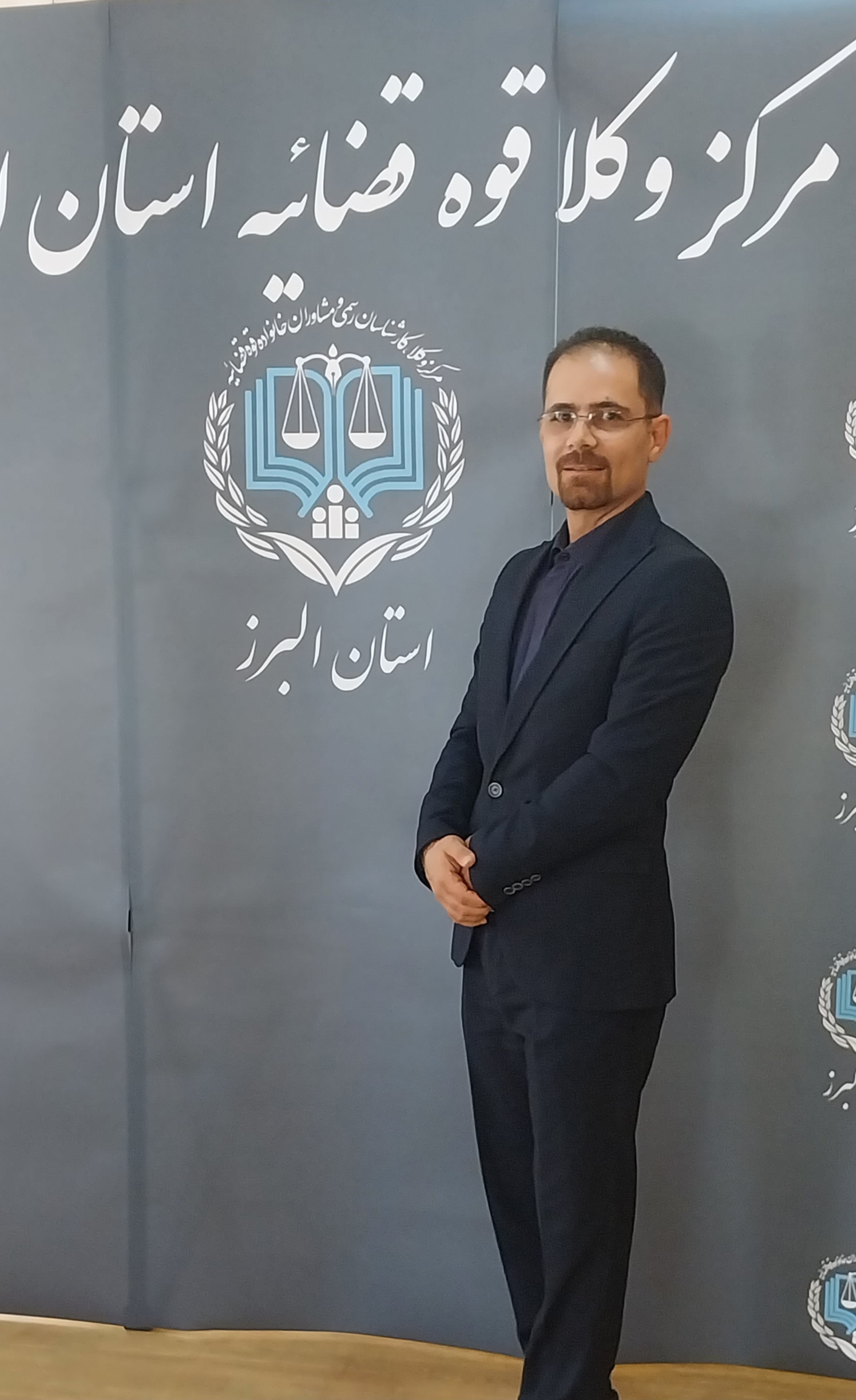 وکیل عارف عاشری