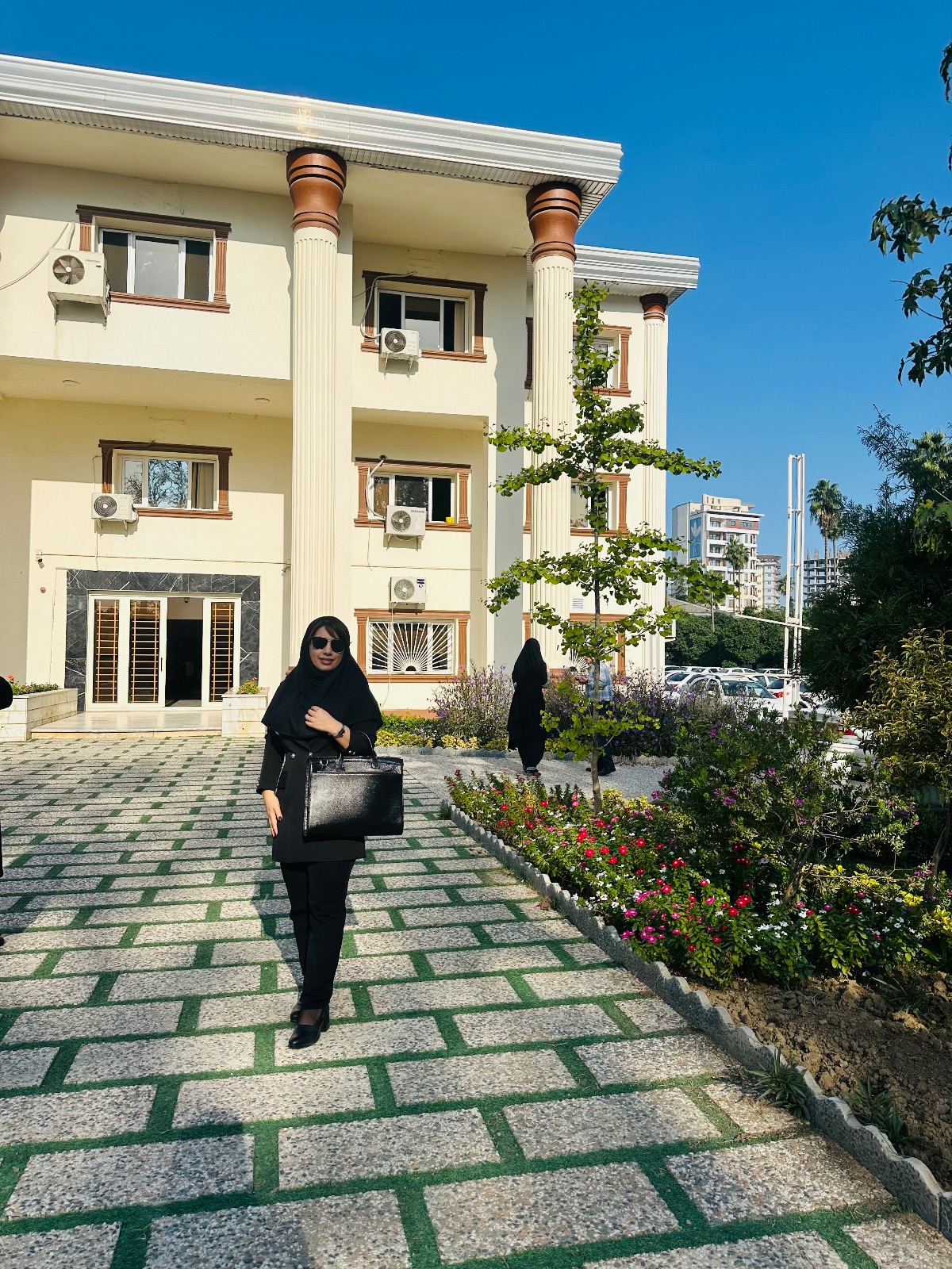 وکیل عاطفه فلاح مقدمی