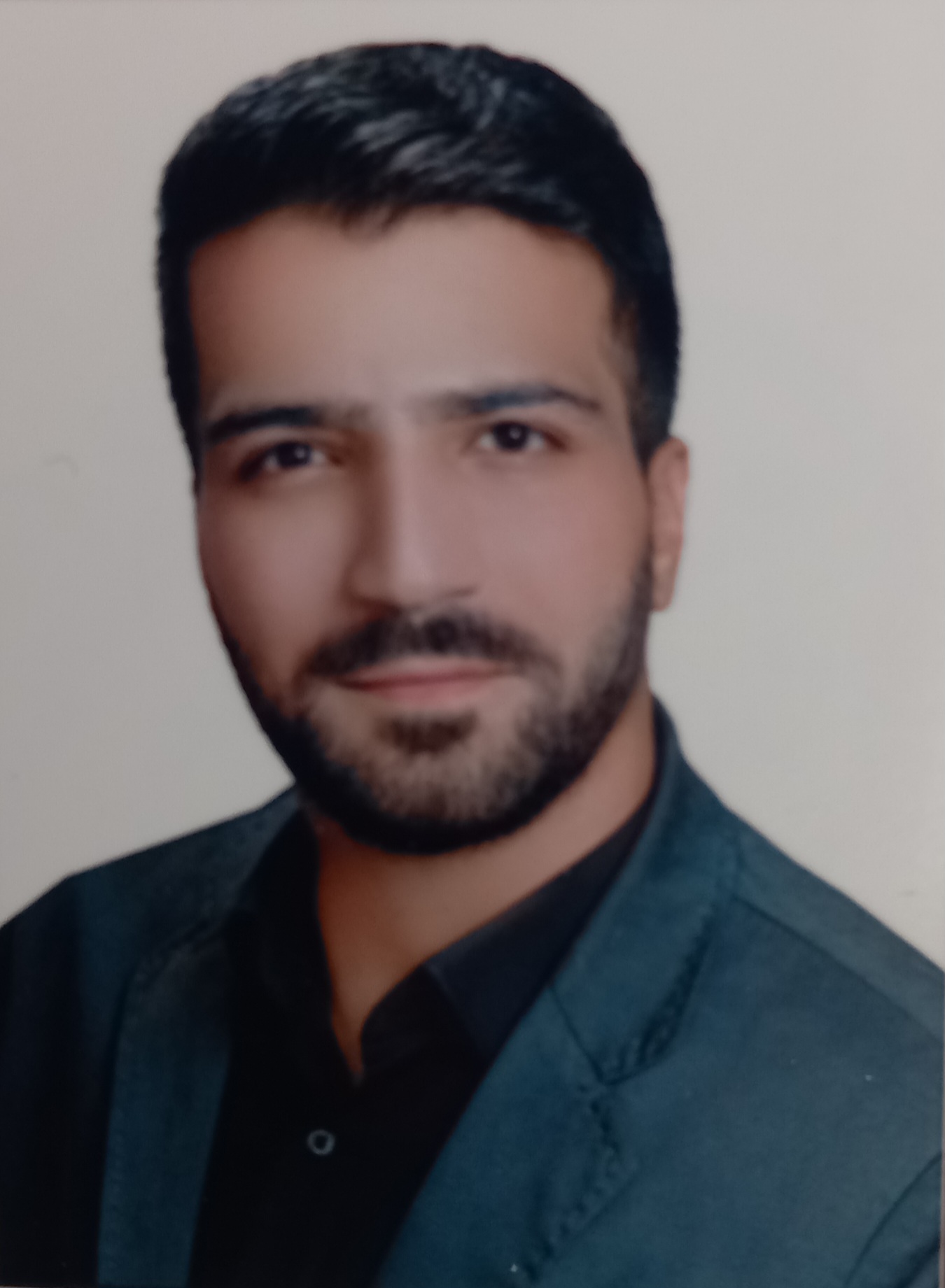 وکیل علی سرمیی