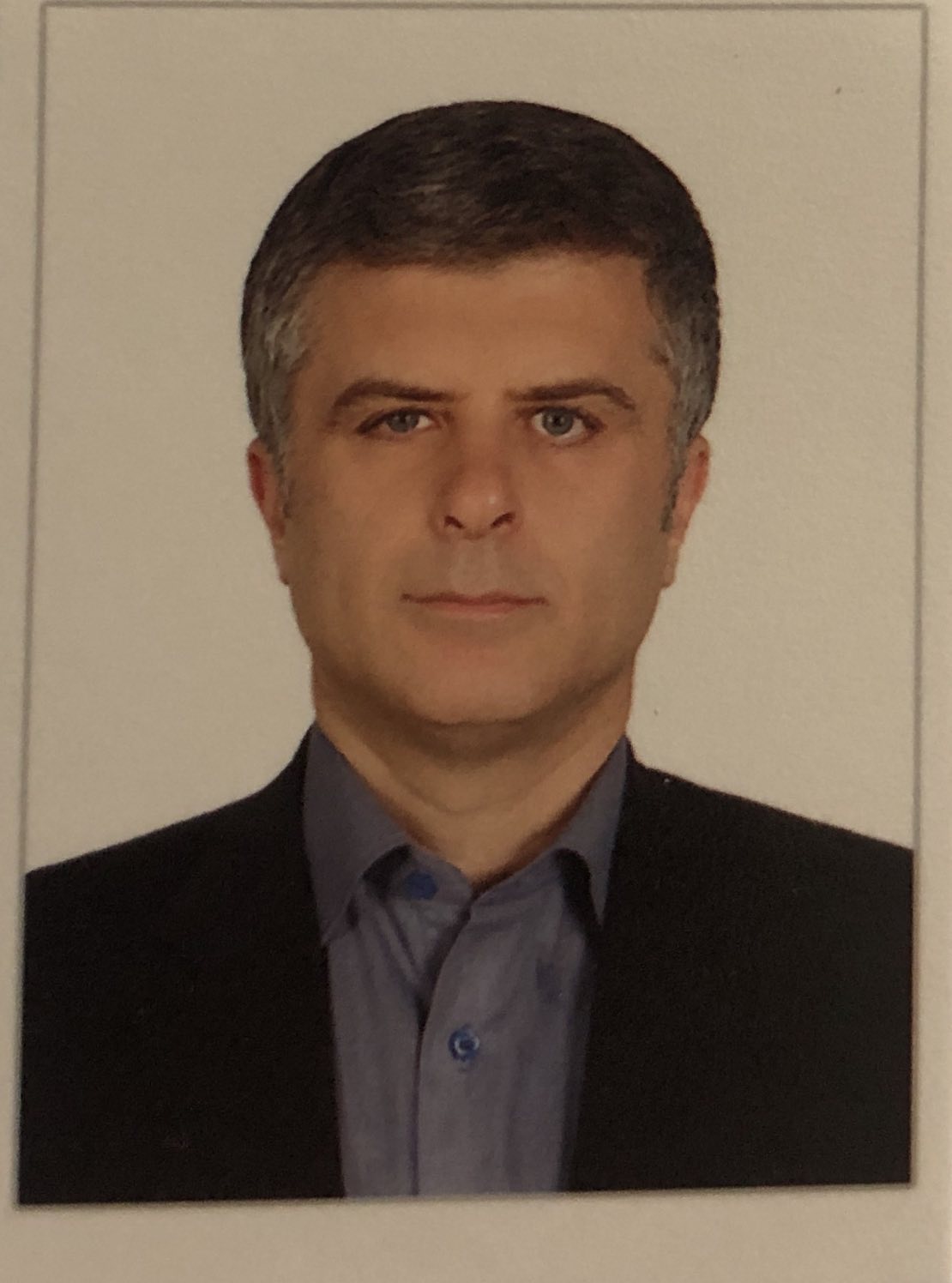 وکیل فرامرز زاهد