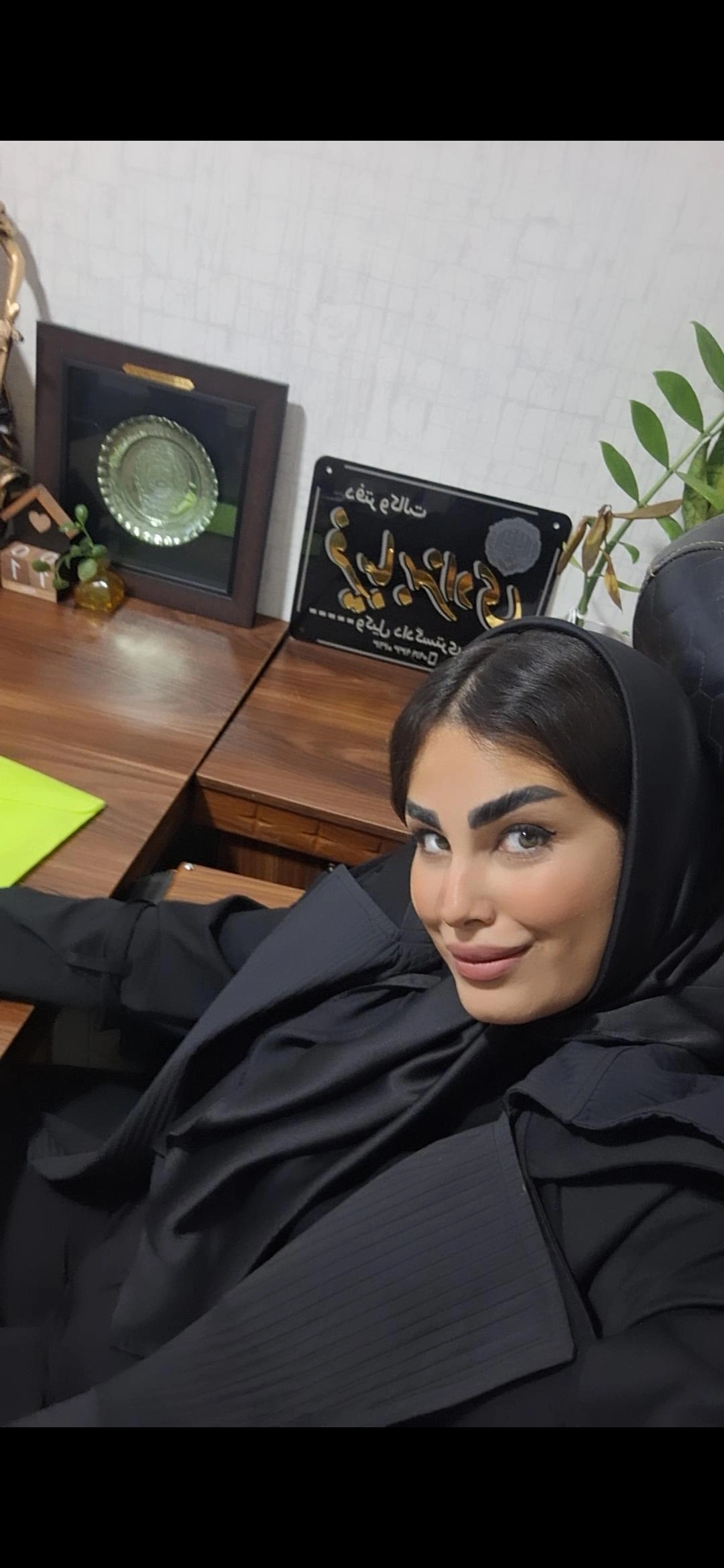 وکیل فریبا هادی بهزادی