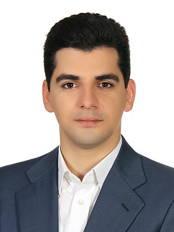 وکیل فرید مومنی