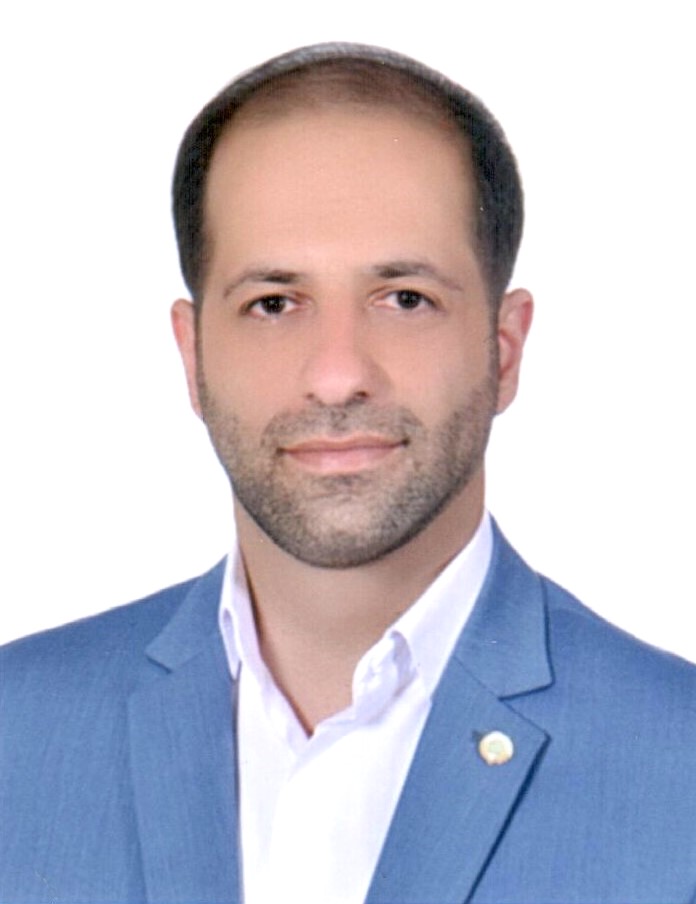وکیل محمد کریمی
