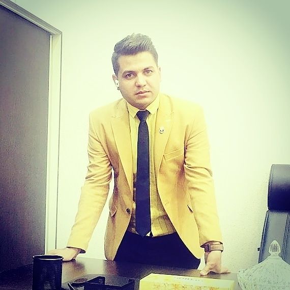 وکیل مسعود قزل