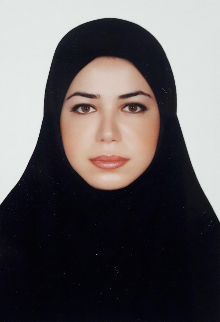 وکیل مونا حق پرست تنها