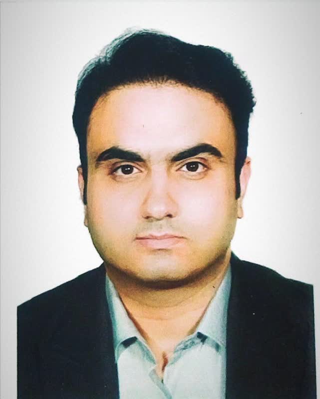 وکیل میلاد بیرونی
