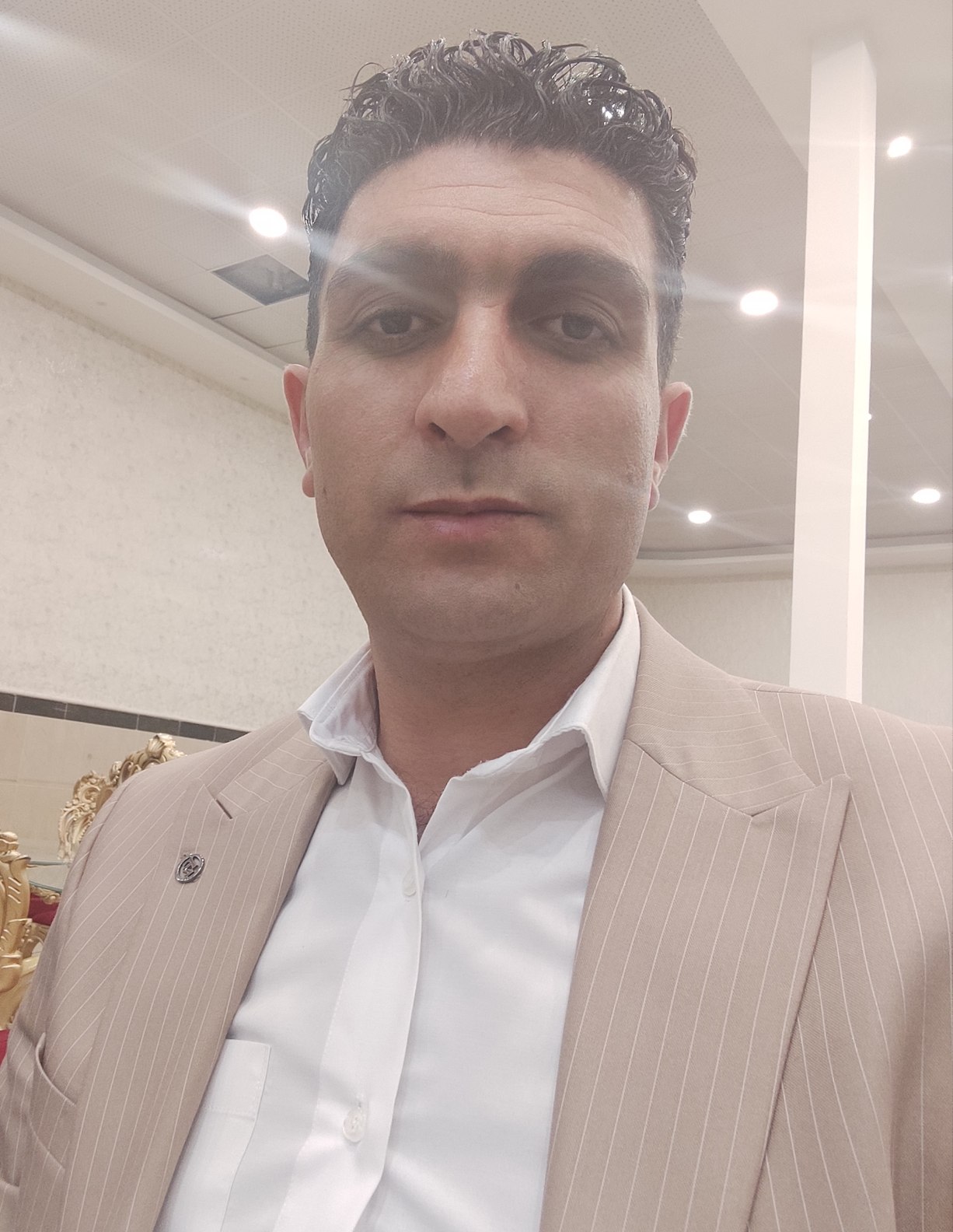 وکیل ناصر جوان