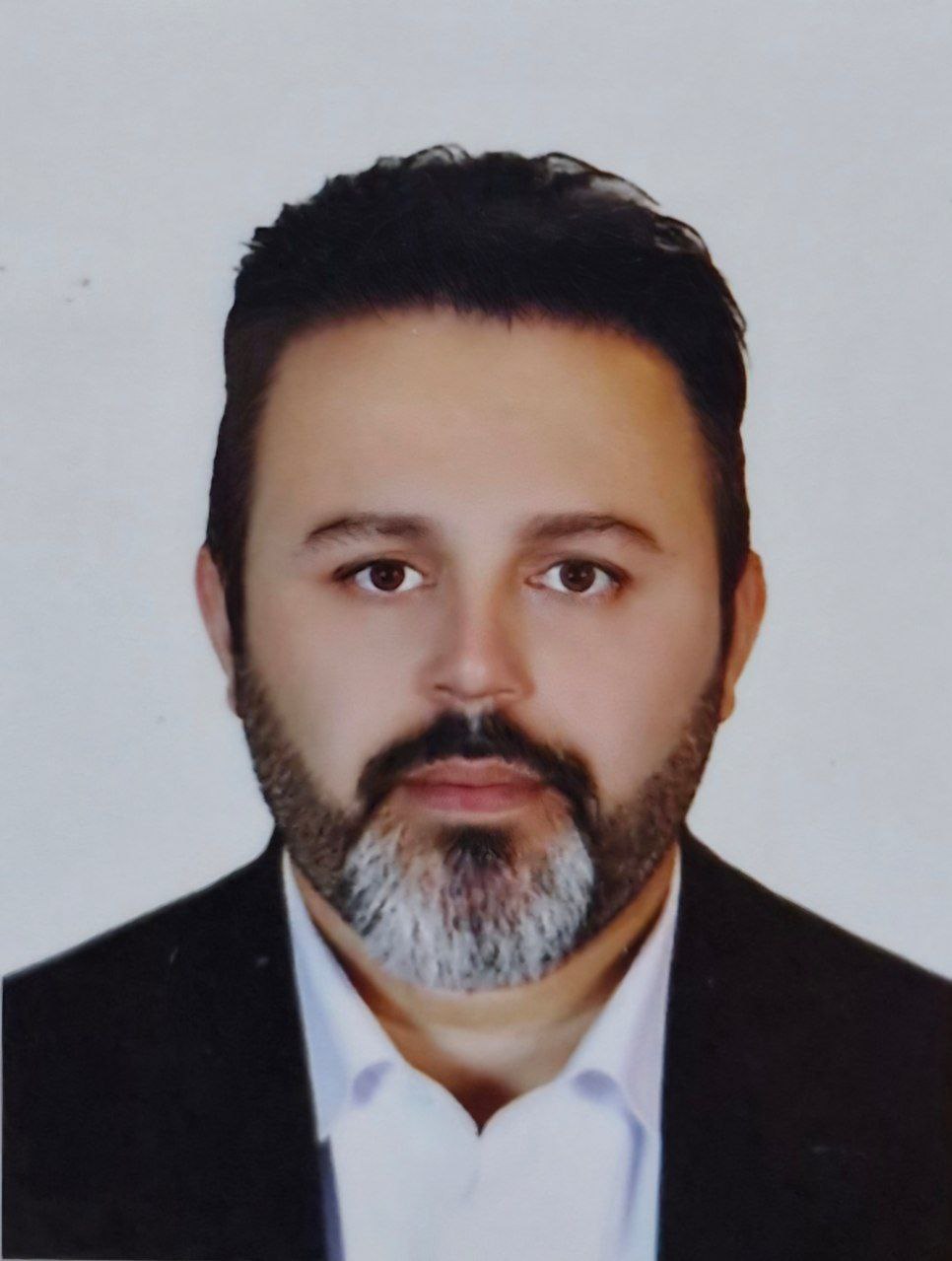 وکیل وحید آقایازی کمال
