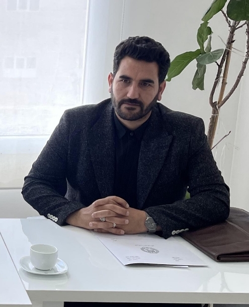 وکیل پایه یک دادگستری امیر صدرا علیزاده