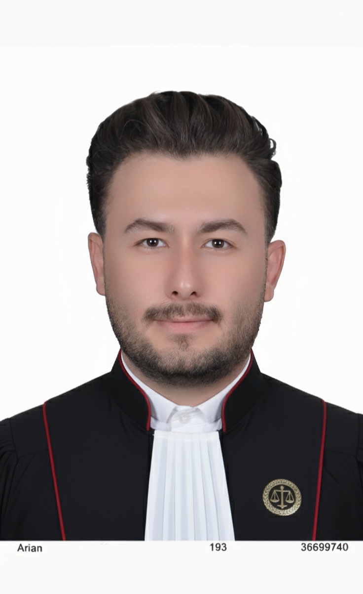 وکیل پایه یک دادگستری امینی آذر