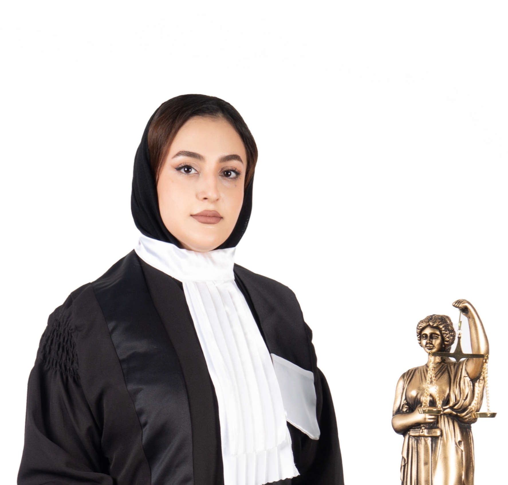 وکیل پایه یک دادگستری