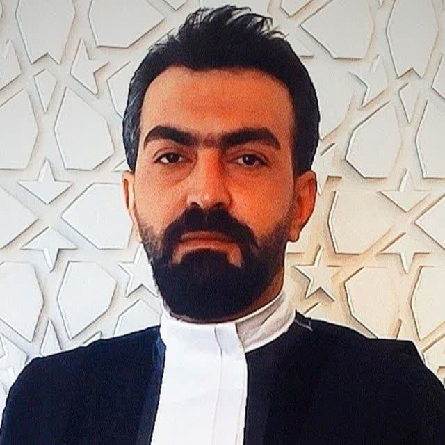 وکیل پایه یک دادگستری حامد محرمی