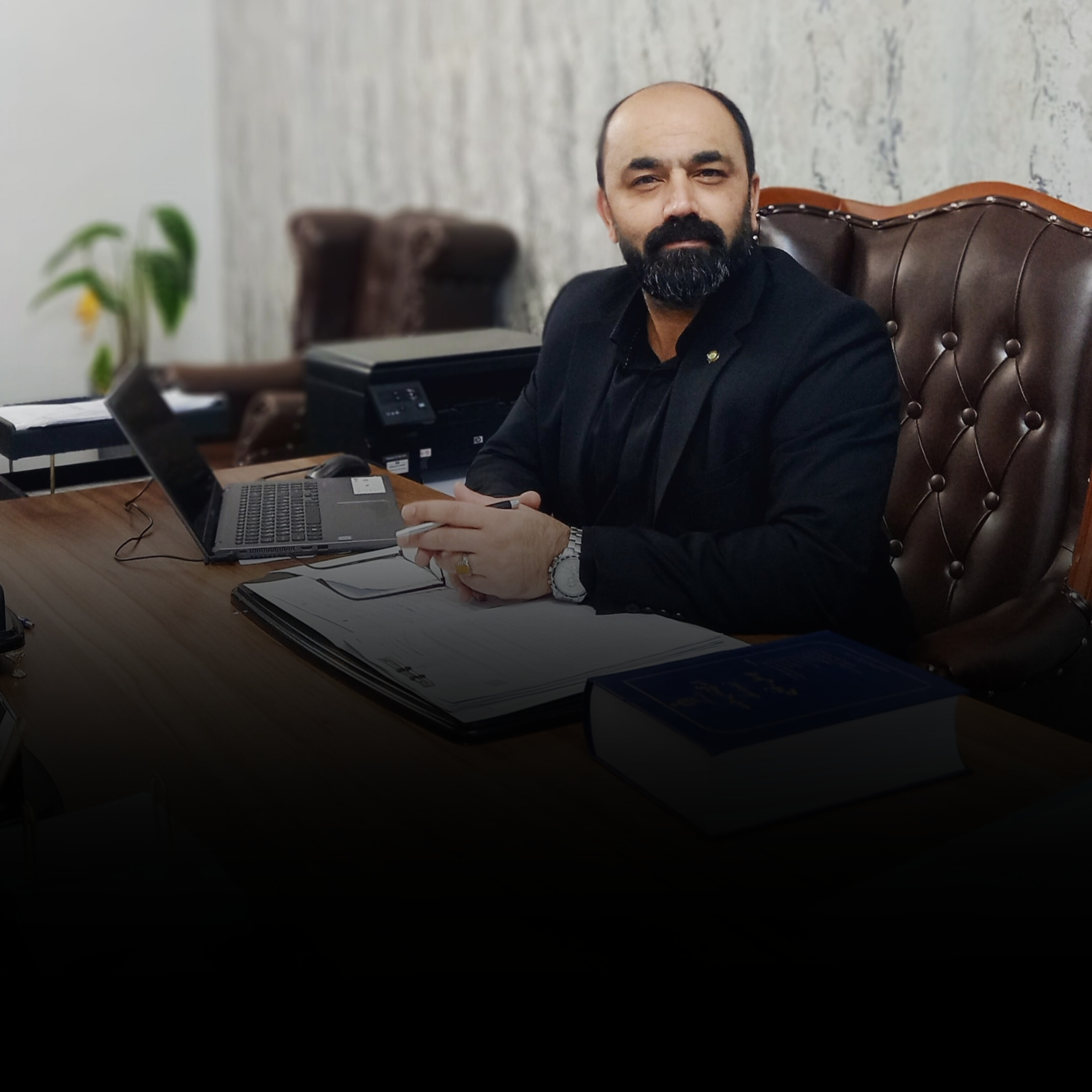 وکیل پایه یک دادگستری حسنی