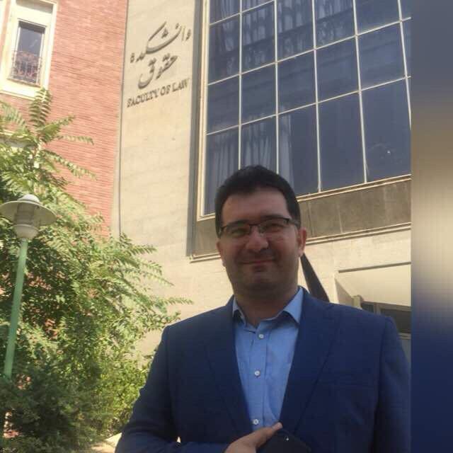 وکیل پایه یک دادگستری دکتر حسین ولی زاده