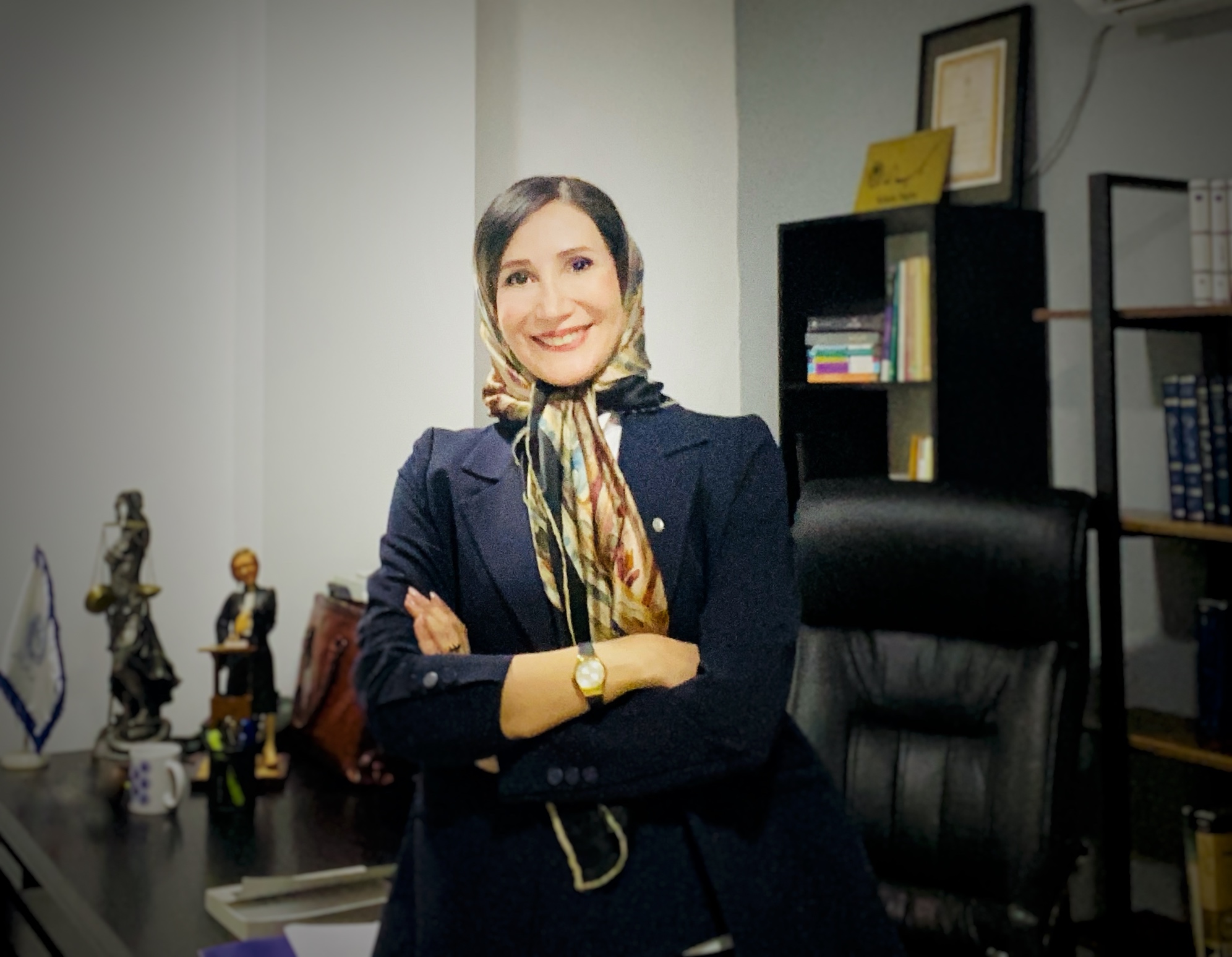 وکیل پایه یک دادگستری دکتر کیمیا تقاء