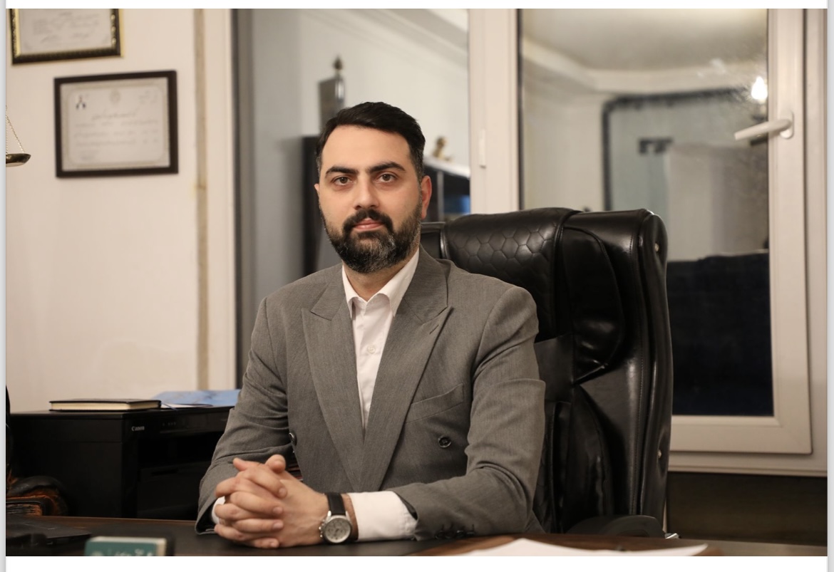 وکیل پایه یک دادگستری علی رحمتی رودسری