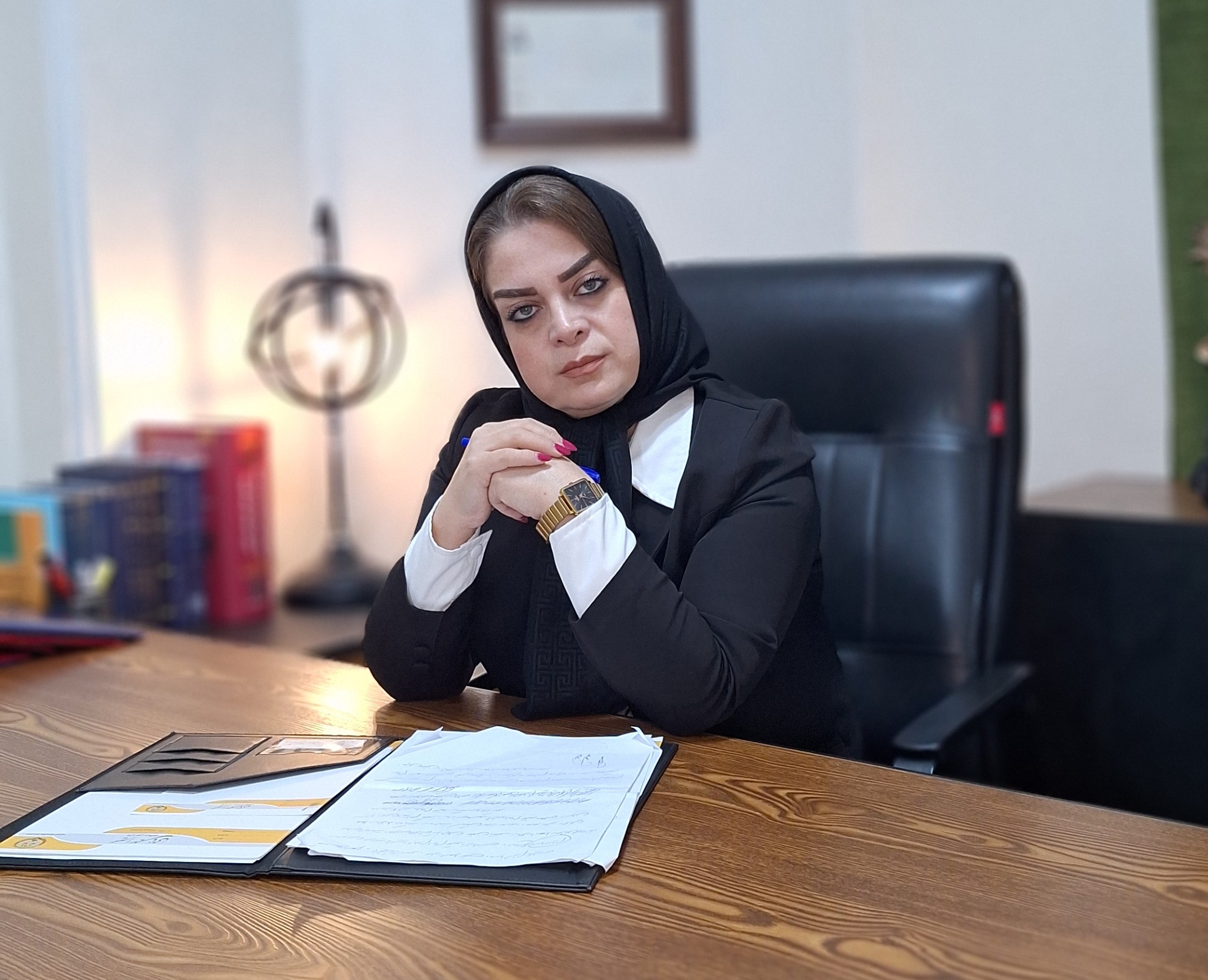 وکیل پایه یک دادگستری مژگان محمدی