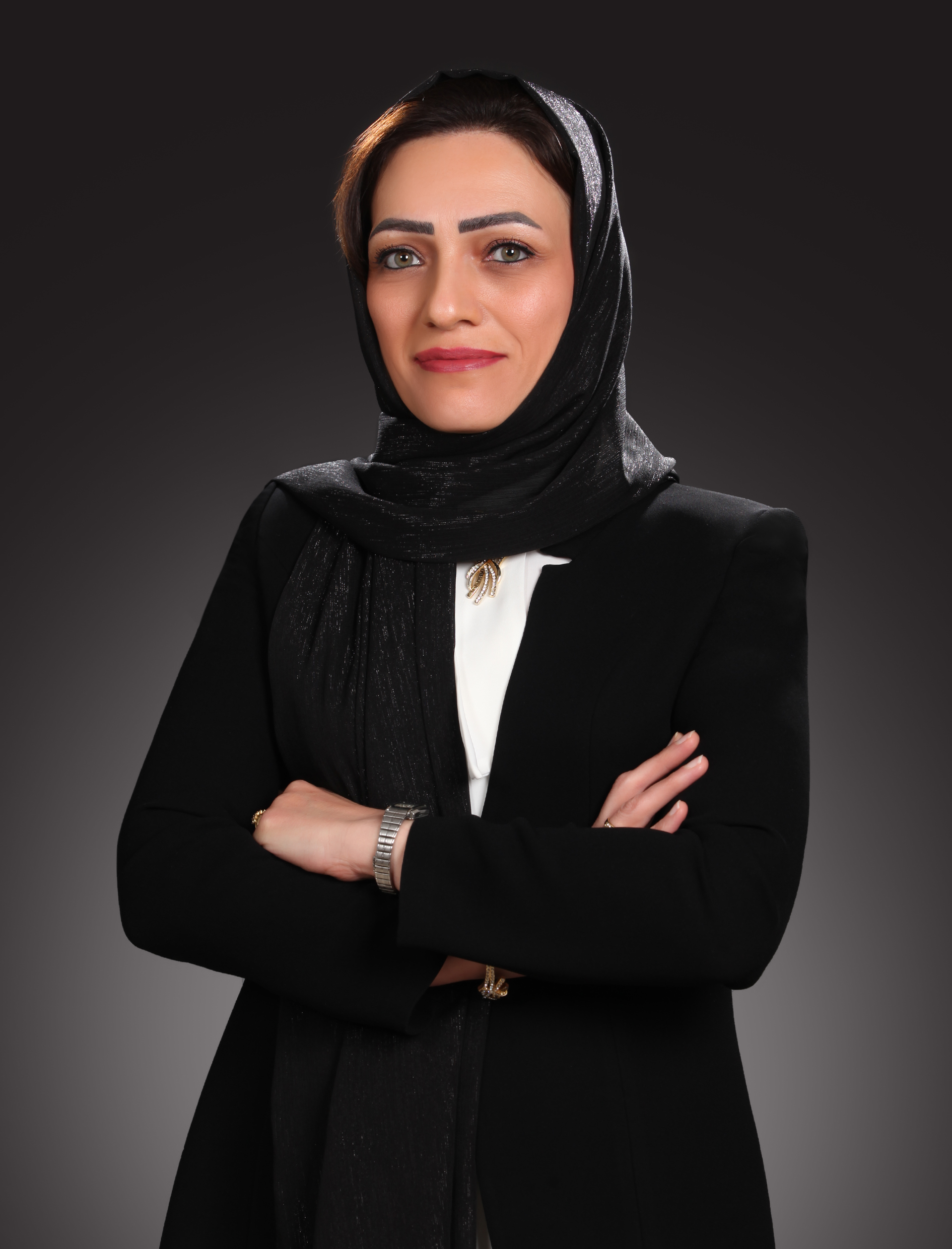 وکیل پایه یک دادگستری نفیسه عرب زاده