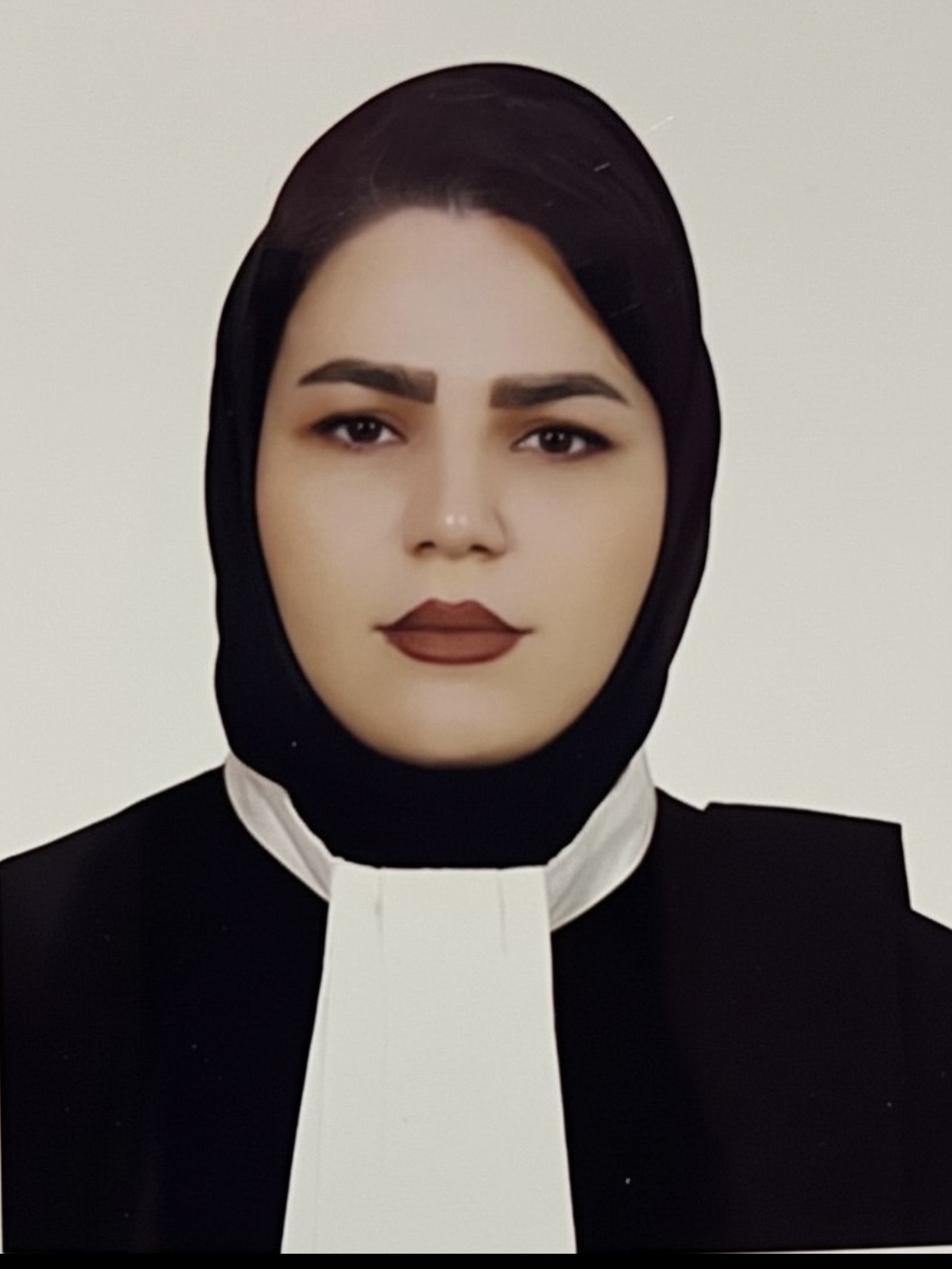 وکیل پایه یک دادگستری