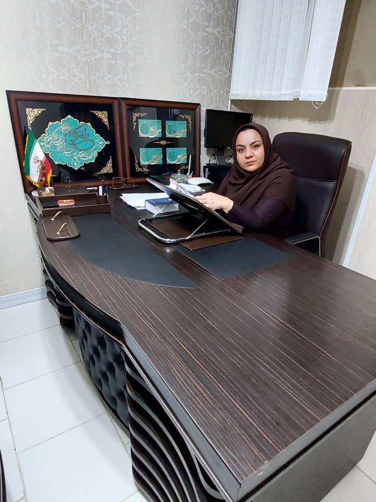وکیل پایه یک دادگستری