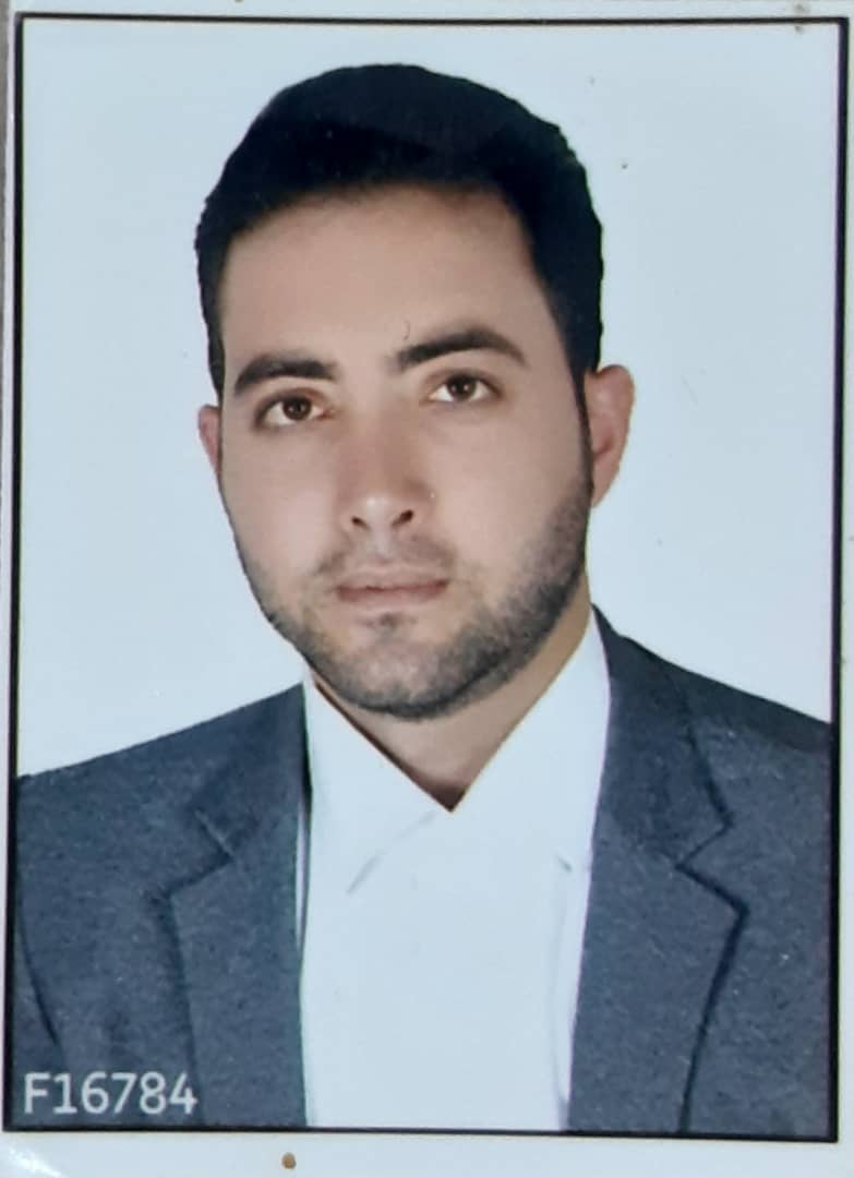وکیل کریم مرادوند