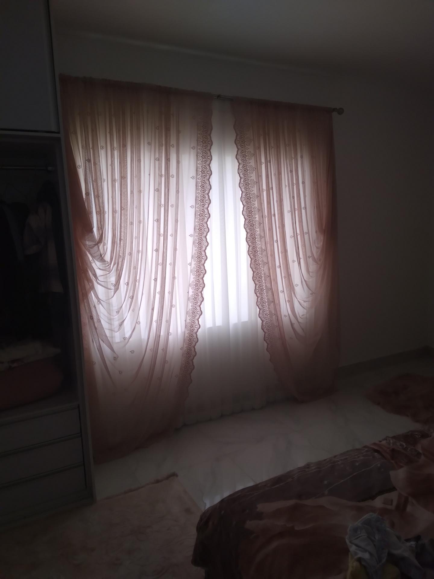 پرده فروشی زبرا