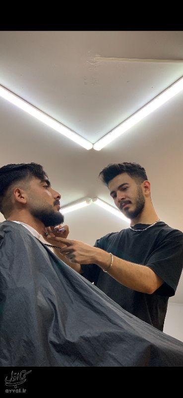 پیرایش علی نگهبان