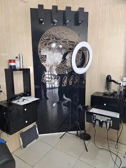 پیرایشگاه آقای مو