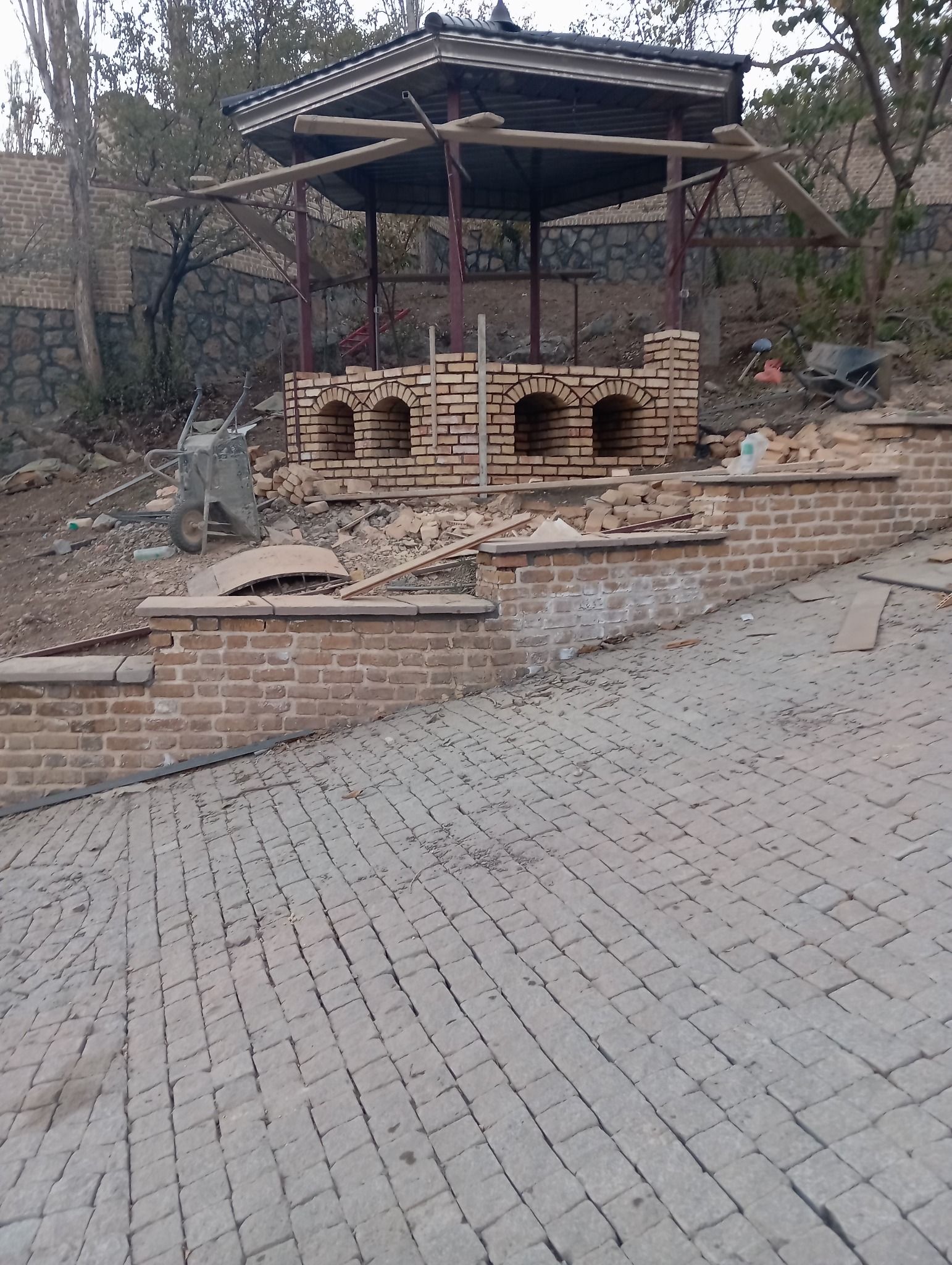 پیمانکاری اجرا سنگ نما رشیدی