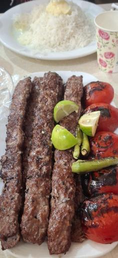 چلوکبابی حاج علی