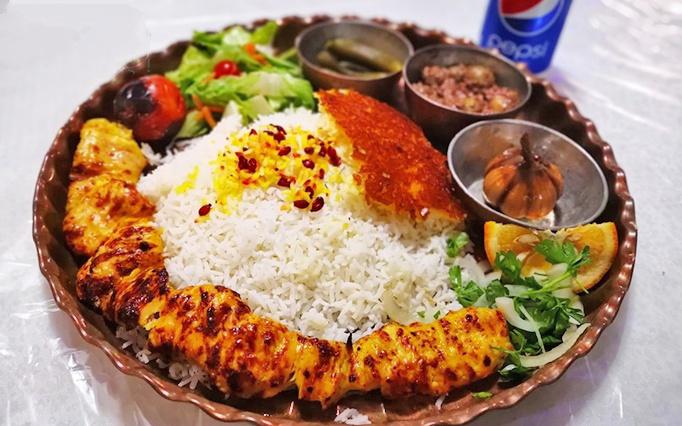 چلوکبابی و بیرون بر سیــــد