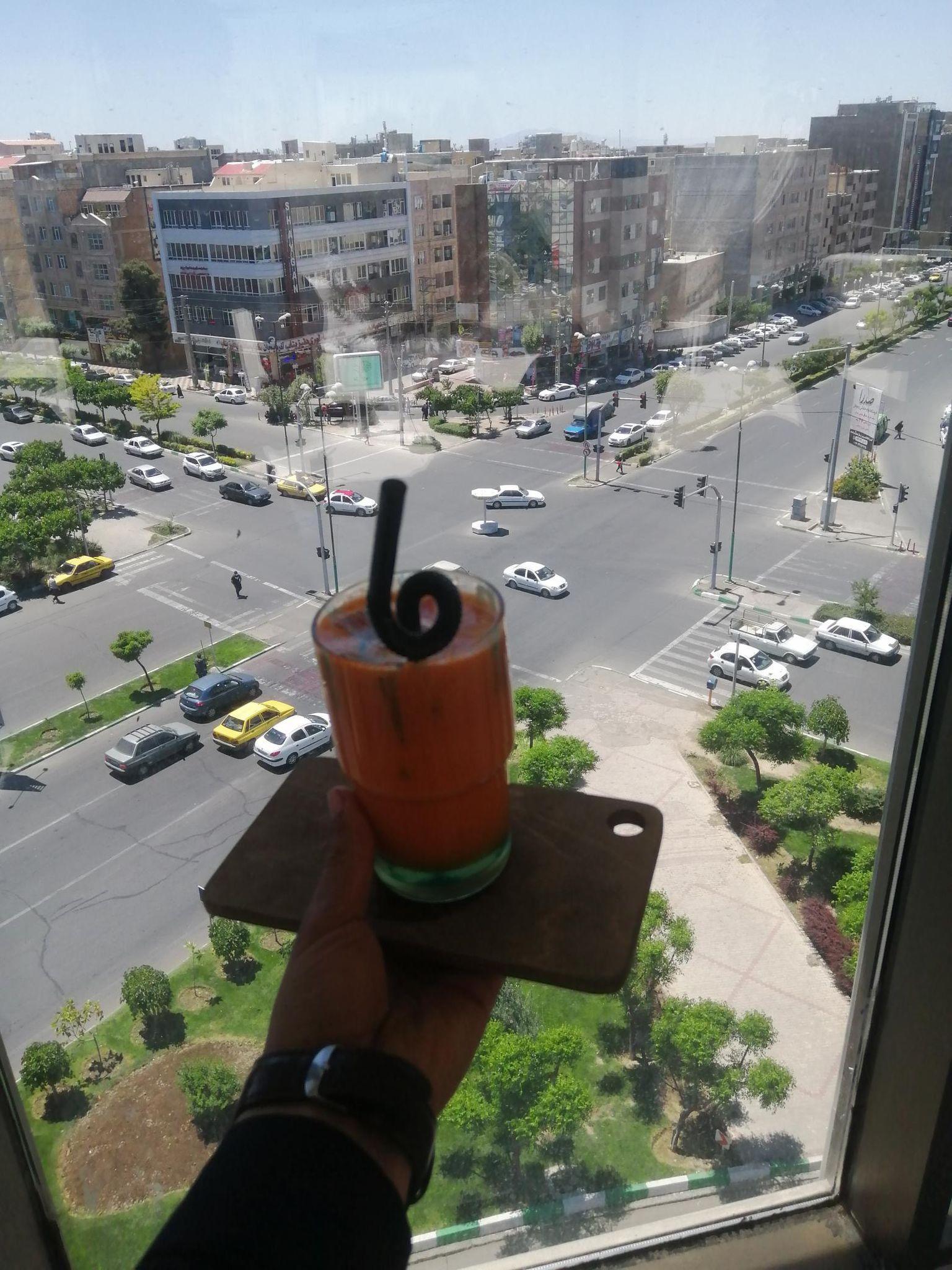 کافه آوا