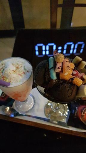 کافه بی خوابی