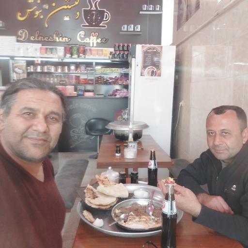 کافه دلنشین ناصر