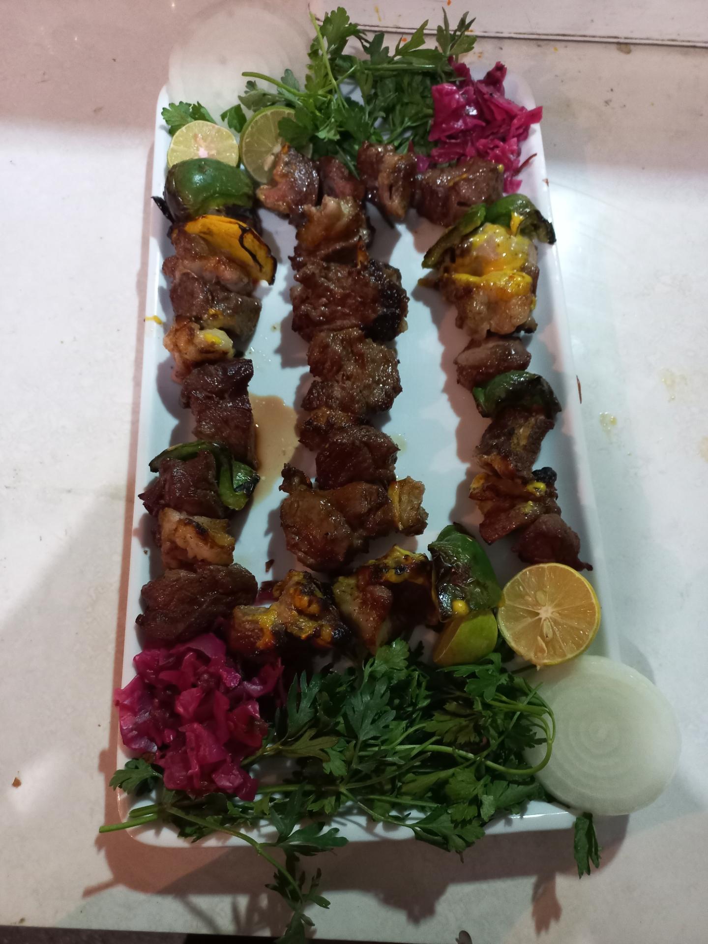 کافه رستوران سنتی دورهمی