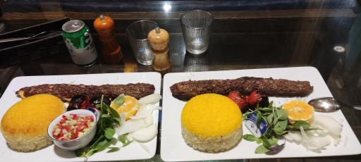 کافه رستوران شاندیز دنیز