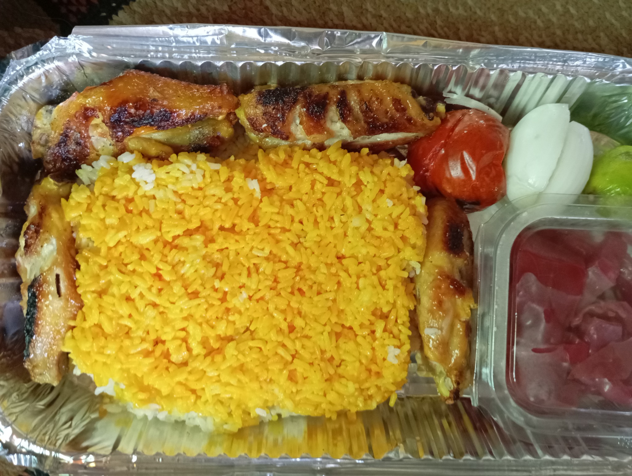 کافه رستوران فانوس