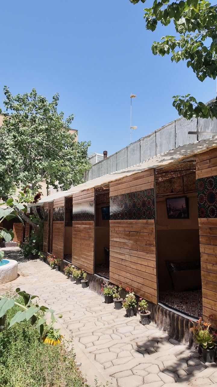 کافه رستوران لاوین