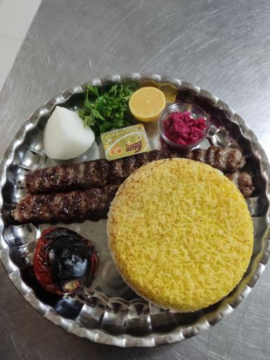 کافه رستوران ناخدا علی