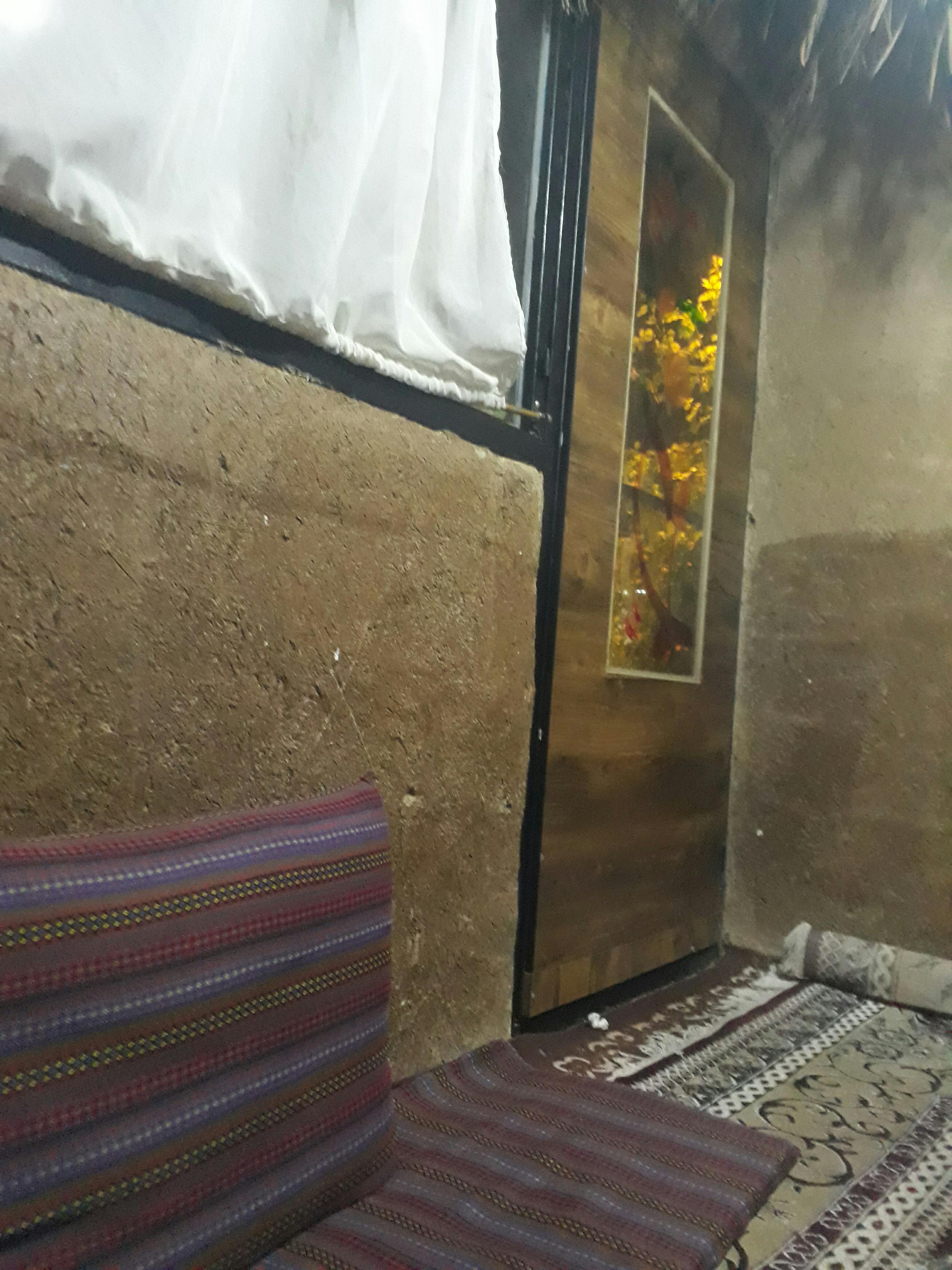 کافه رستوران چلچراغ