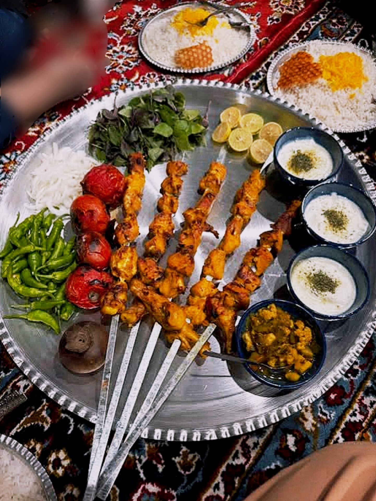 کافه رستوران گِردکان