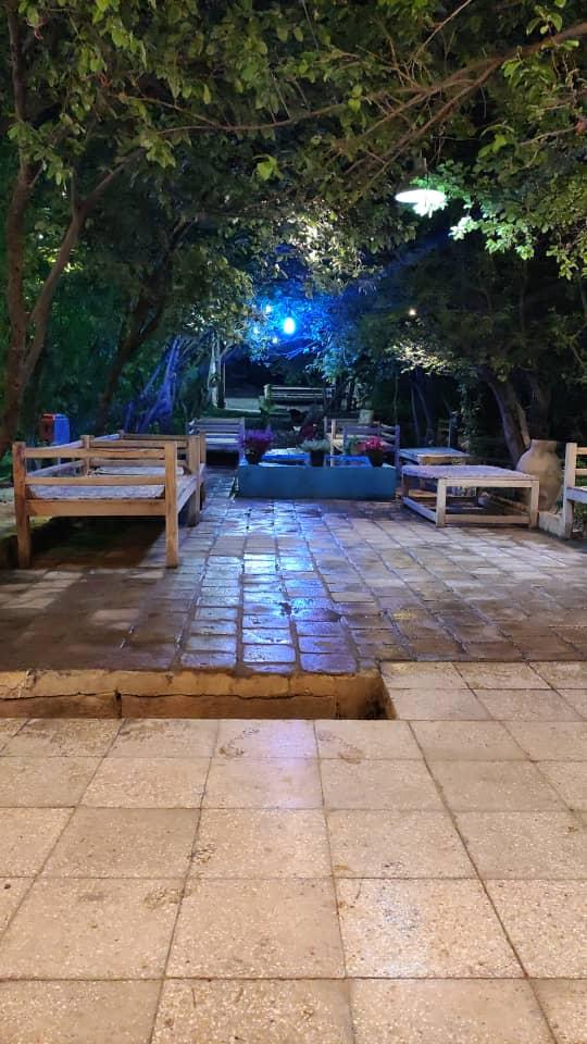 کافه سنتی بابابزرگ