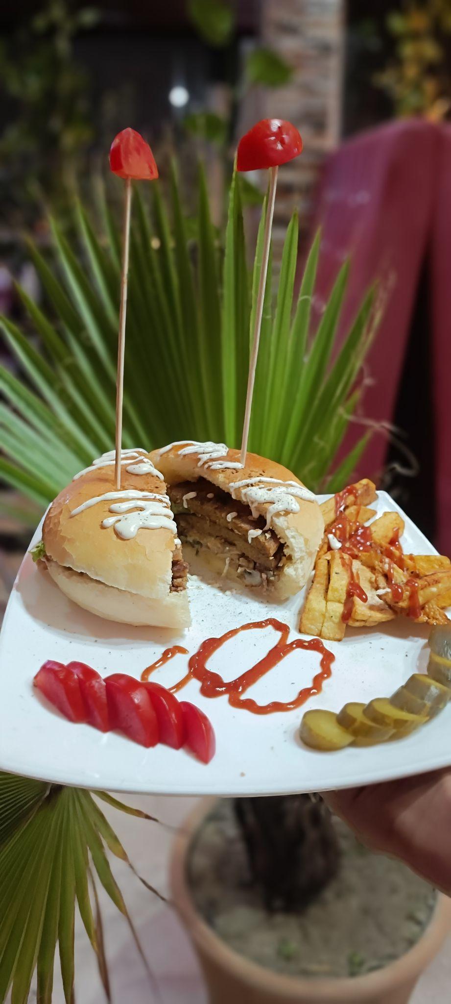 کافه مجلسی