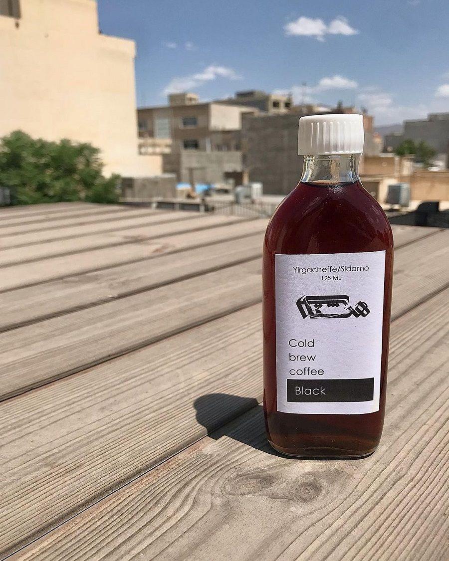 كافه هشتگ (میانه)