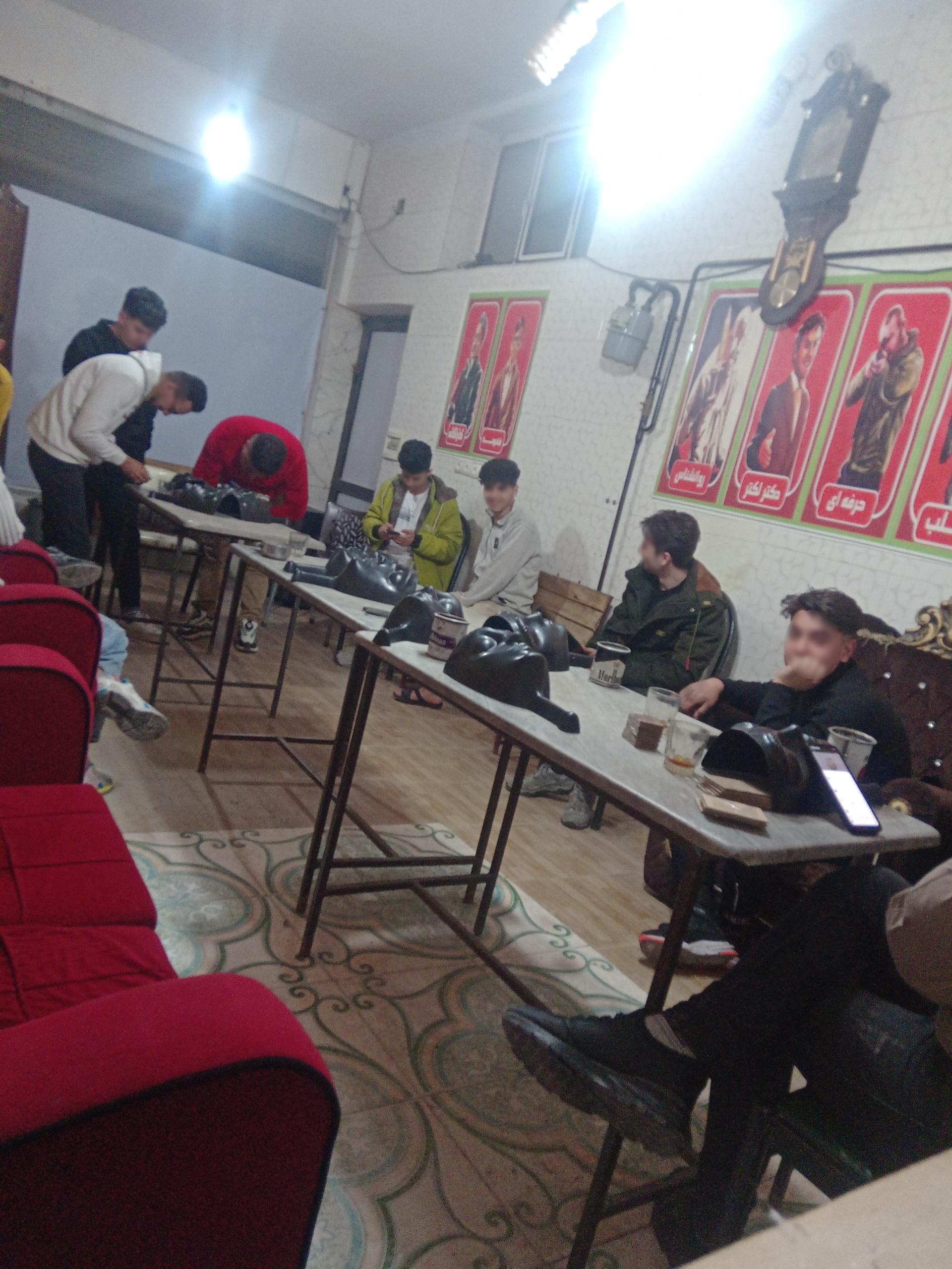 کافه پلاک 13