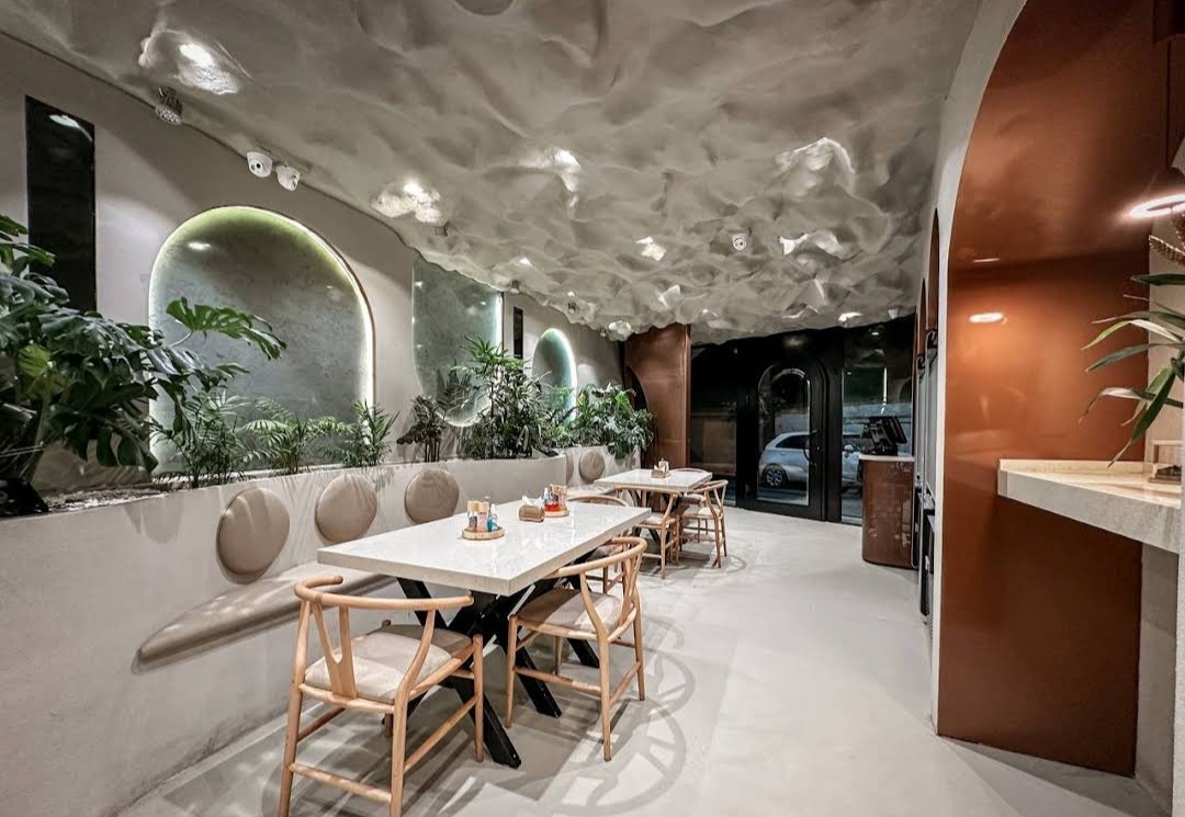 کافه پیتزا کُر core eatery