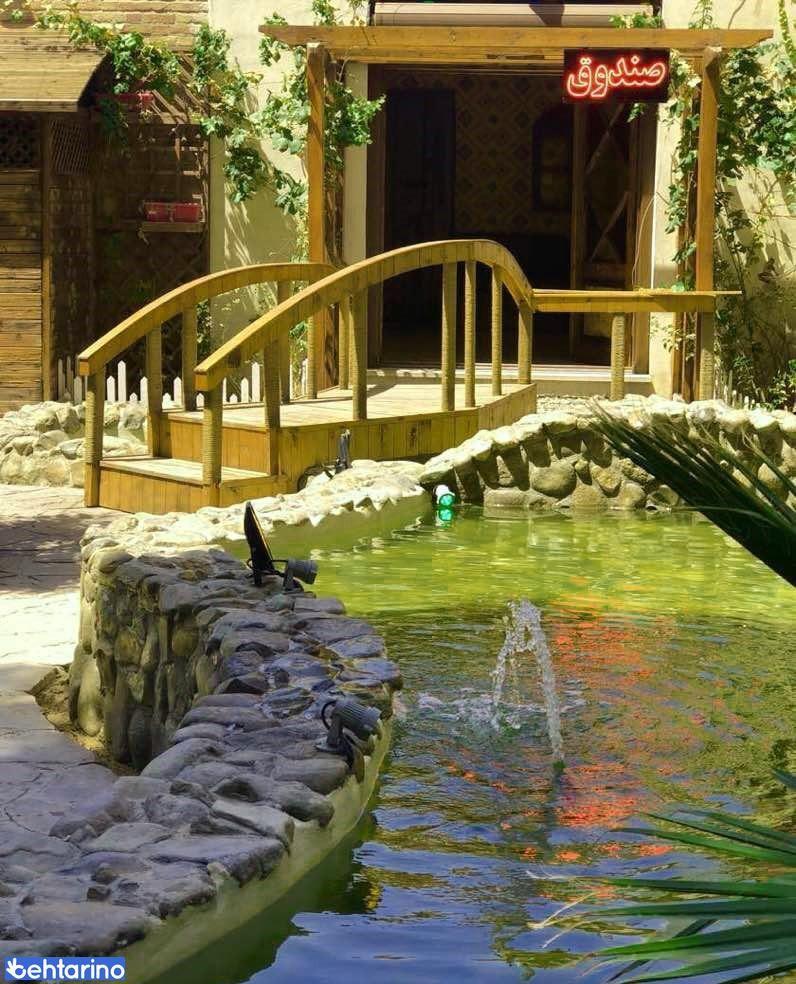 کافی شاپ سفره خانه سنتی طاها1