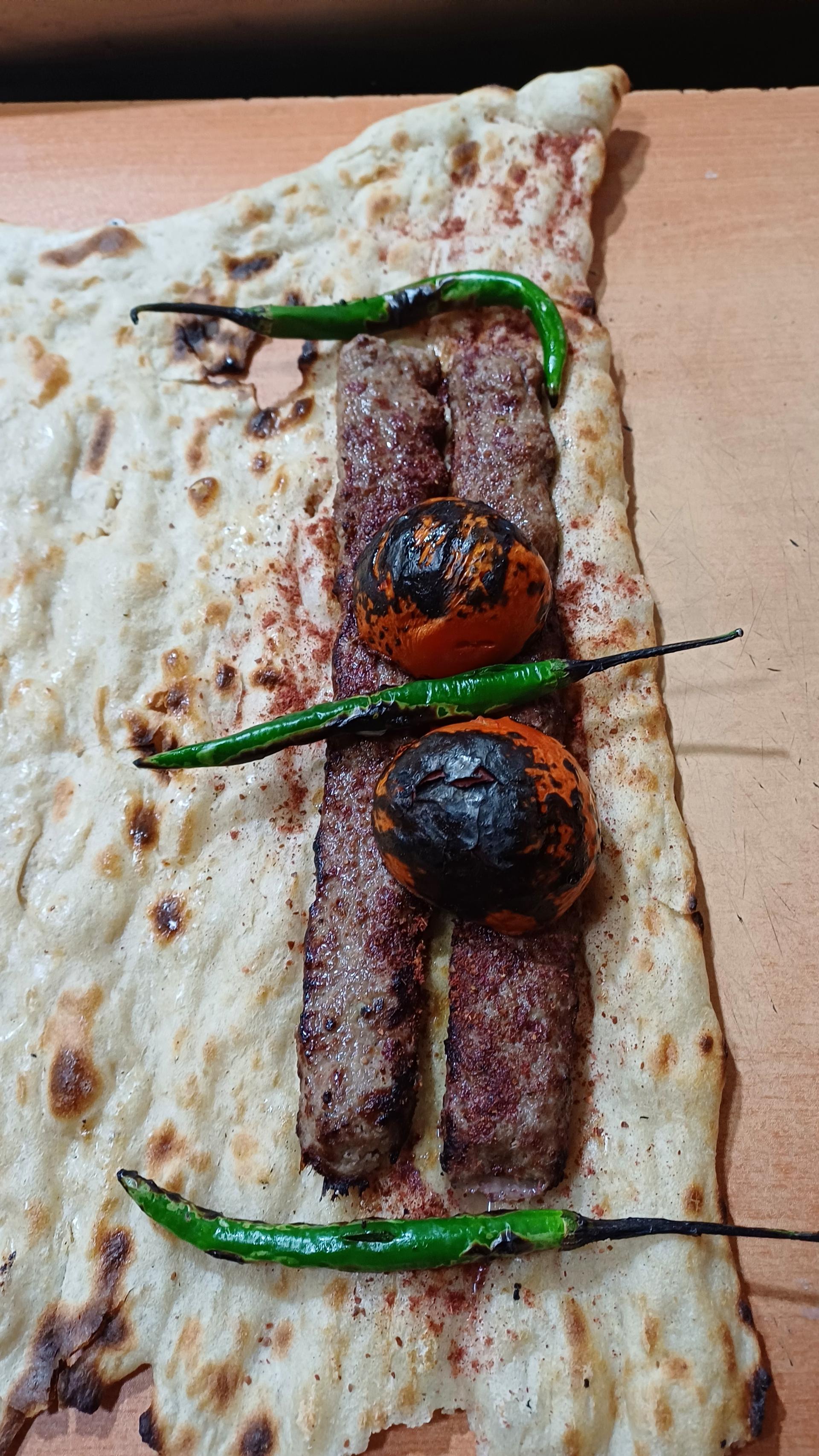 کباب سرای سنتی قائم بازار