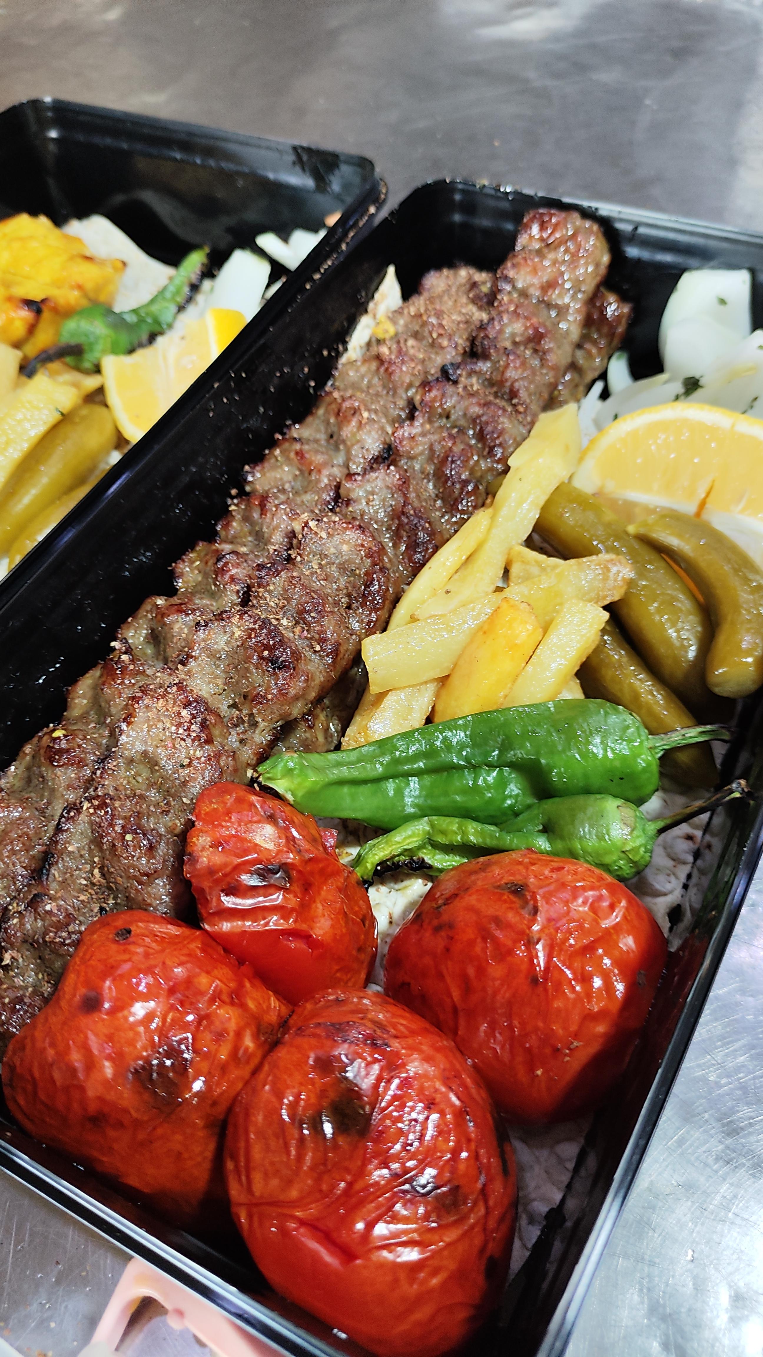 کترینگ سفره ایرانی
