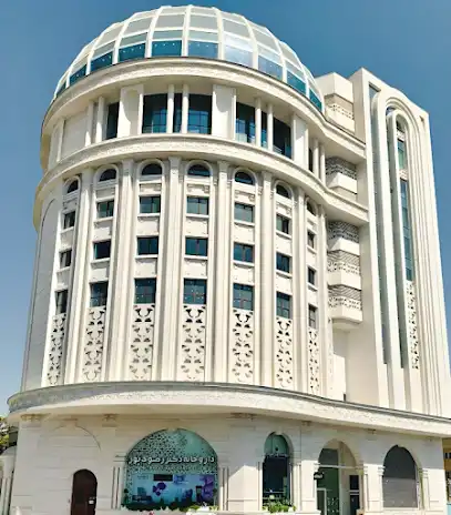 کلینیک تخصصی کاشت مو و زیبایی بارانا